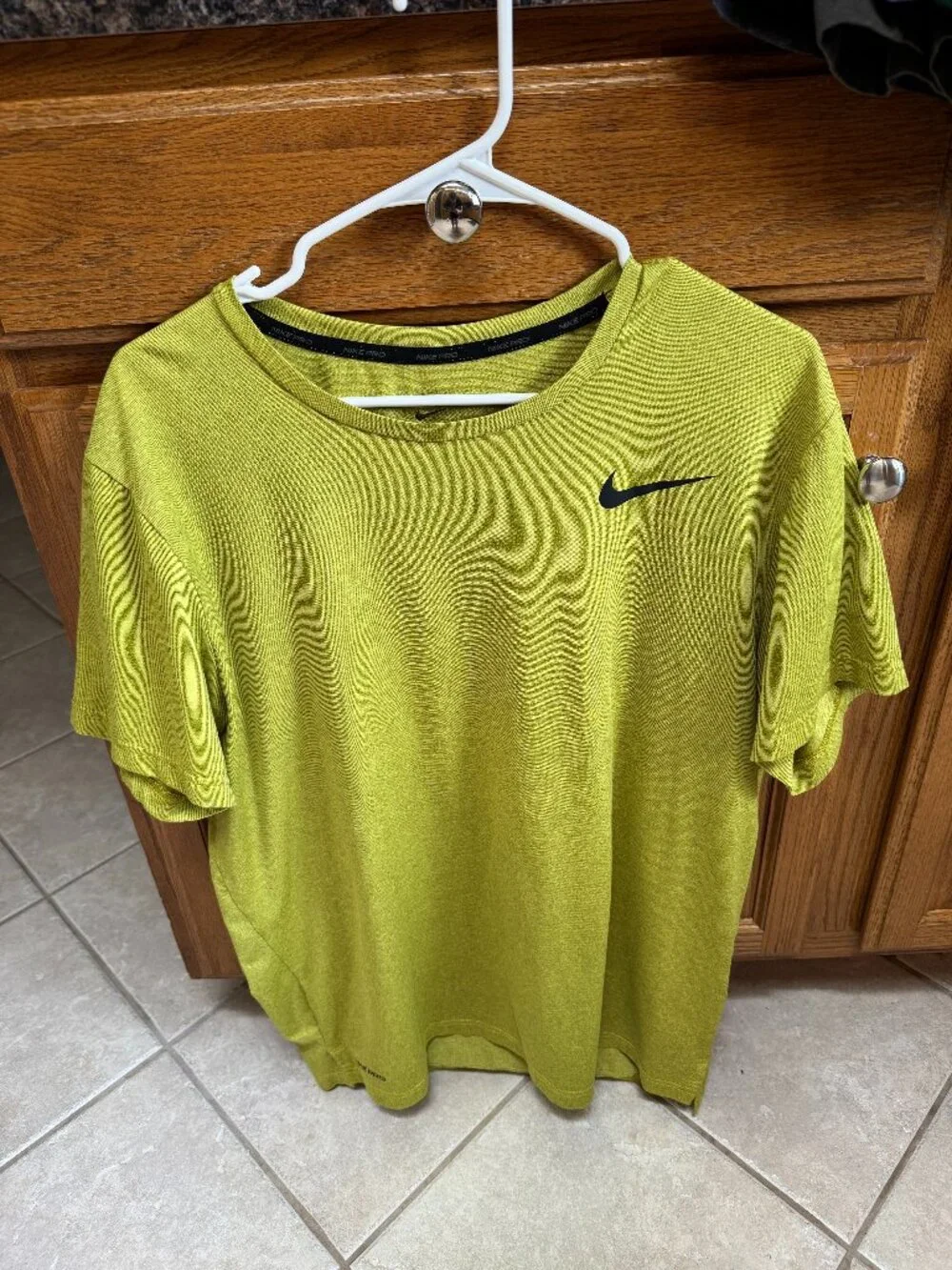 Yellow Nike Dri Fit T-Shirt Large